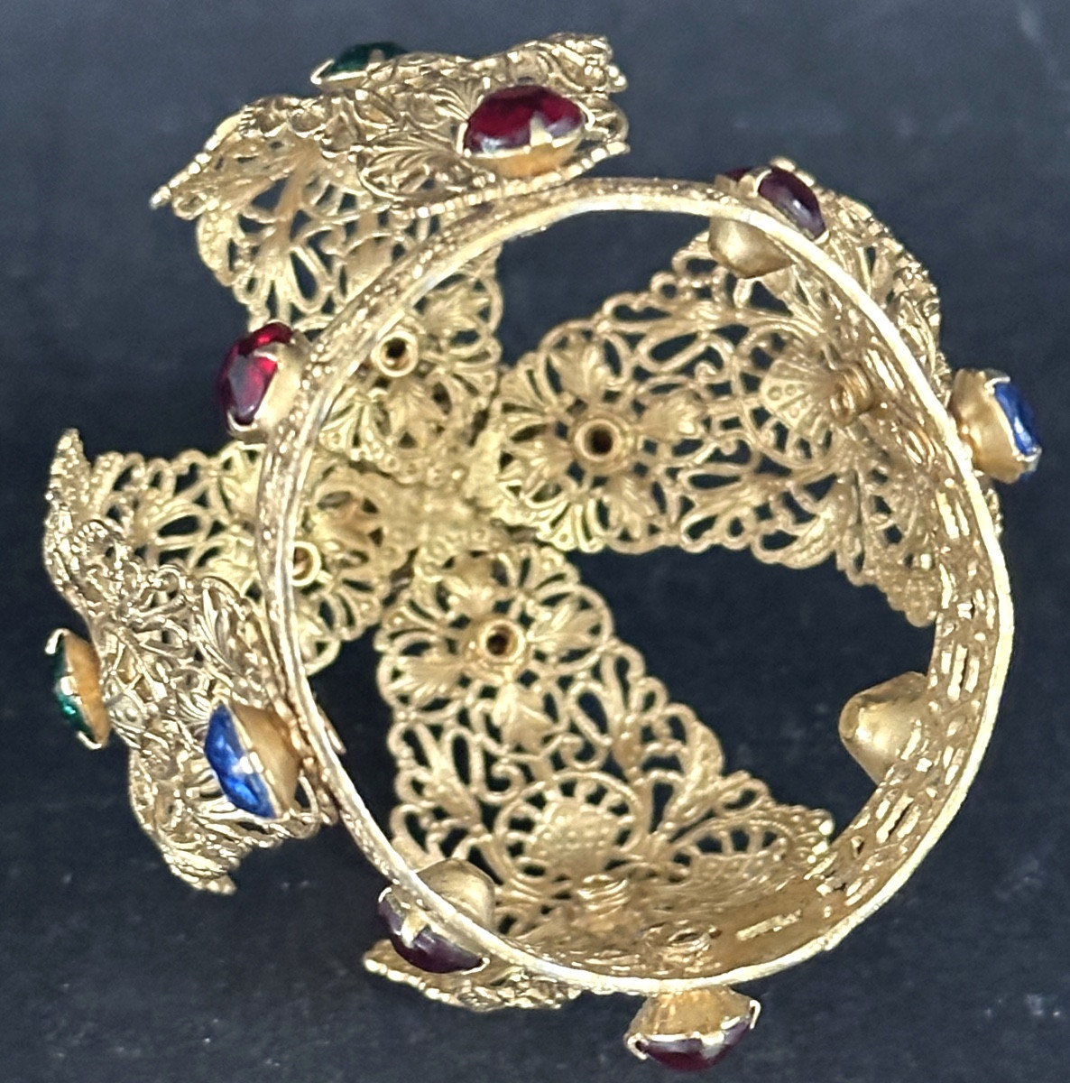 Petite couronne statue Vierge en laiton doré avec strass -photo-3