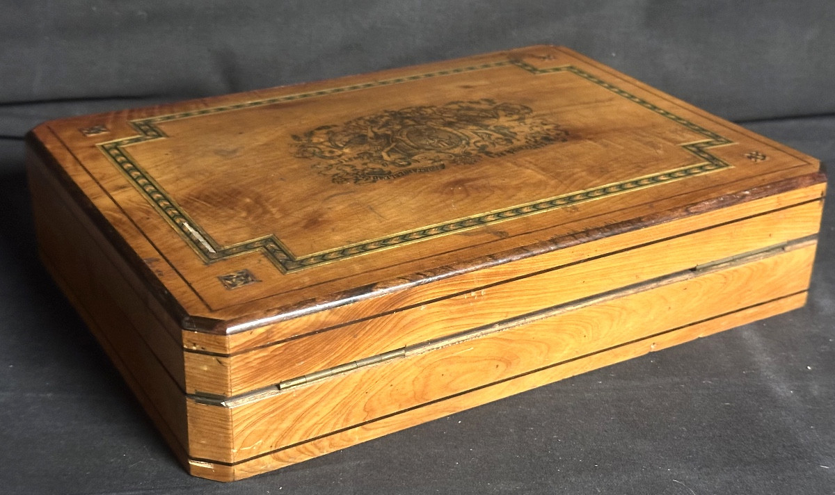 Coffret XIXe Souvenir de Fontainebleau avec armoirie salamandre de François Ier -photo-4