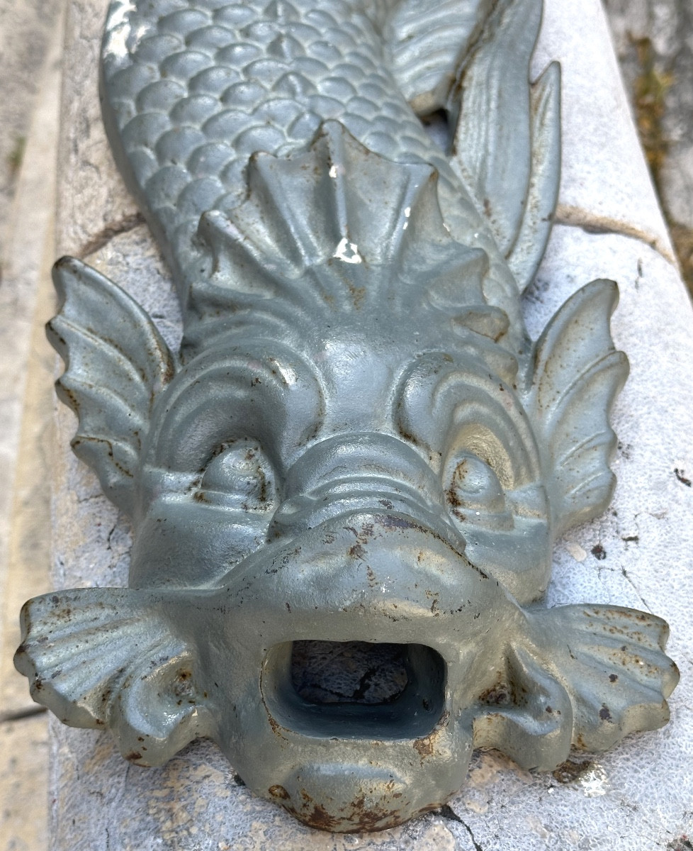Old Cast-iron Dauphin Fountain Early 19th Century Park Or Garden-photo-3