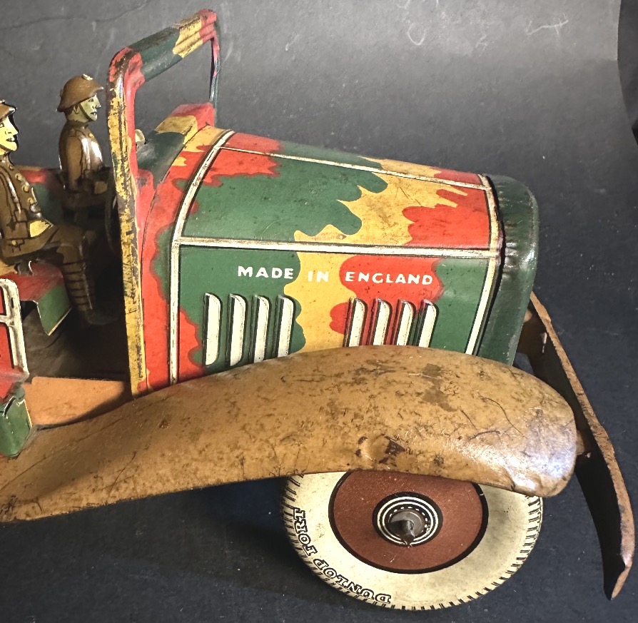 Rare Mettoy Military Spotlight Truck Toy From 1940, Made Of Lithographed Sheet Metal-photo-4