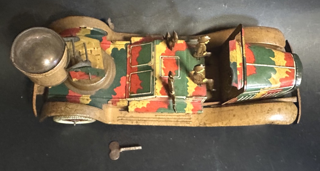 Rare Mettoy Military Spotlight Truck Toy From 1940, Made Of Lithographed Sheet Metal-photo-2