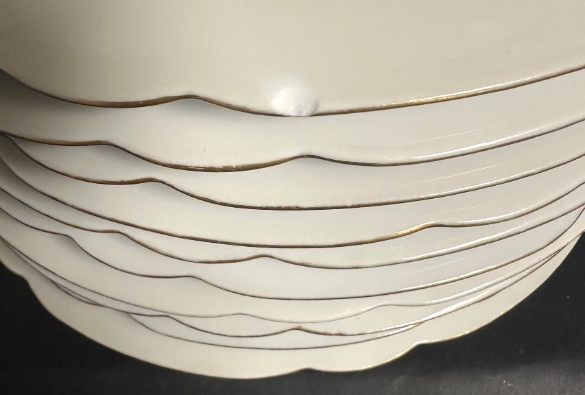 Baratte In Blois: A Rare Set Of 10 Plates + 1 Porcelain Display Stand, Signed -photo-7
