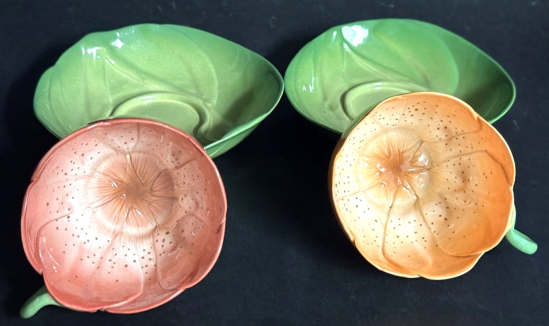 Paire de tasses et soucoupes pour thé café Faïence fine en forme de fleur Art Nouveau-photo-3