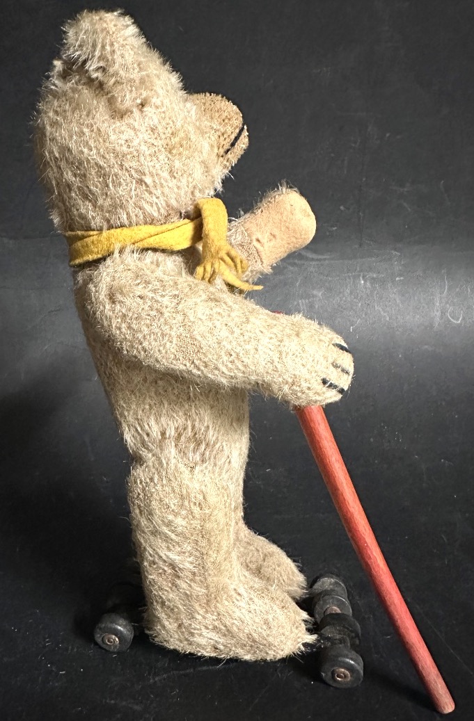 Schuco Wind-up Teddy Bear Rolly Bear, Mid-20th Century Toy -photo-1