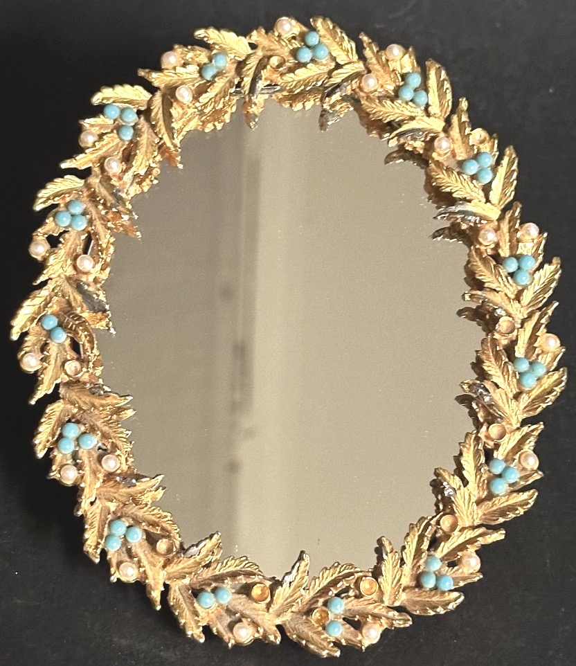 Petit miroir en bronze et perles fines signé Mirella 12,8cm 