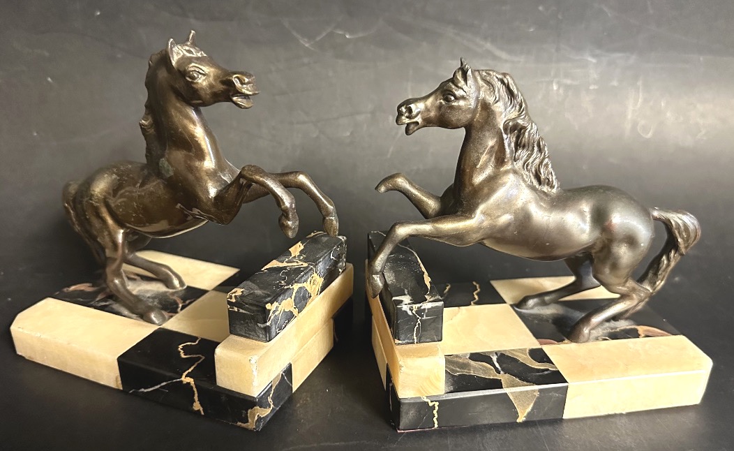 Paire de serre livres Chevaux Art Deco 1930 cheval équitation En l’état