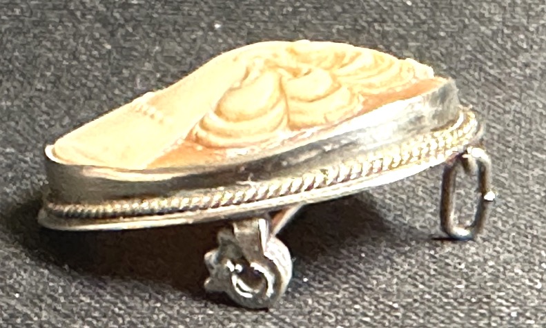 Silver-set Cameo Pendant And Brooch With Hallmark-photo-1