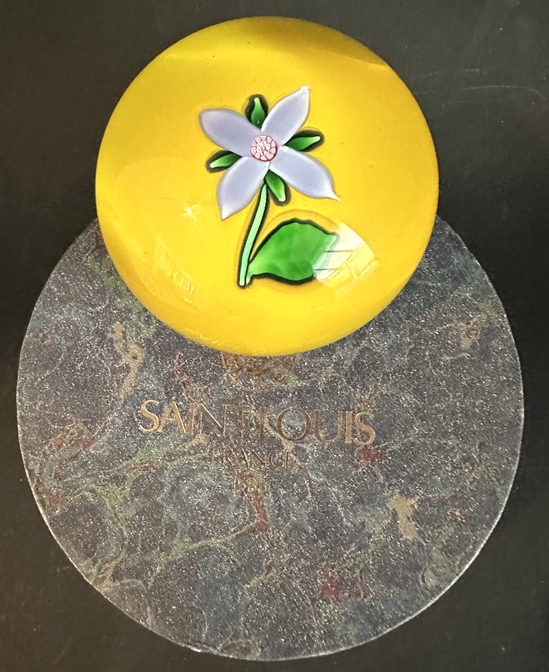 Saint Louis Signed Dated Sulfur-colored Crystal Paperweight In Its Millefiori Case /1-photo-3