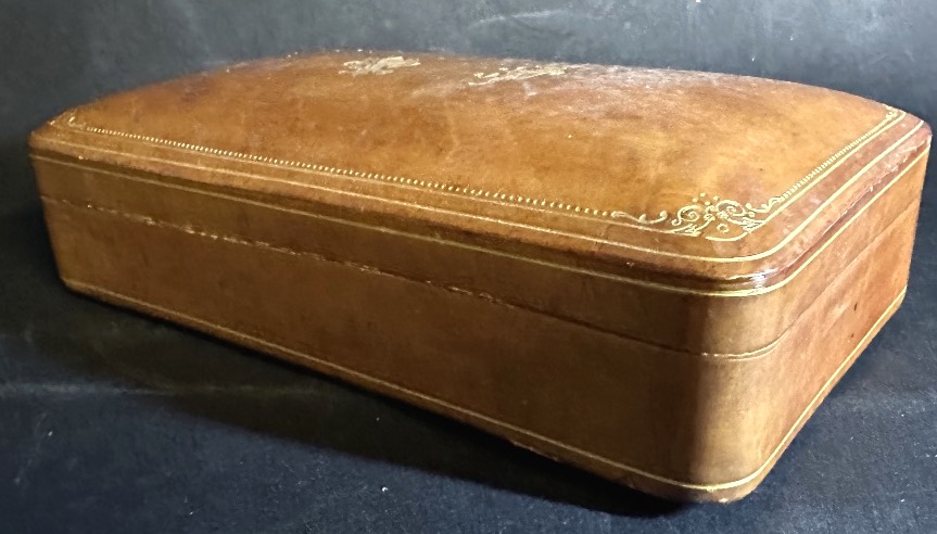 Brown And Gold Leather Box With Fleur-de-lis And Heraldic Lion Motifs; Florentine Design-photo-5