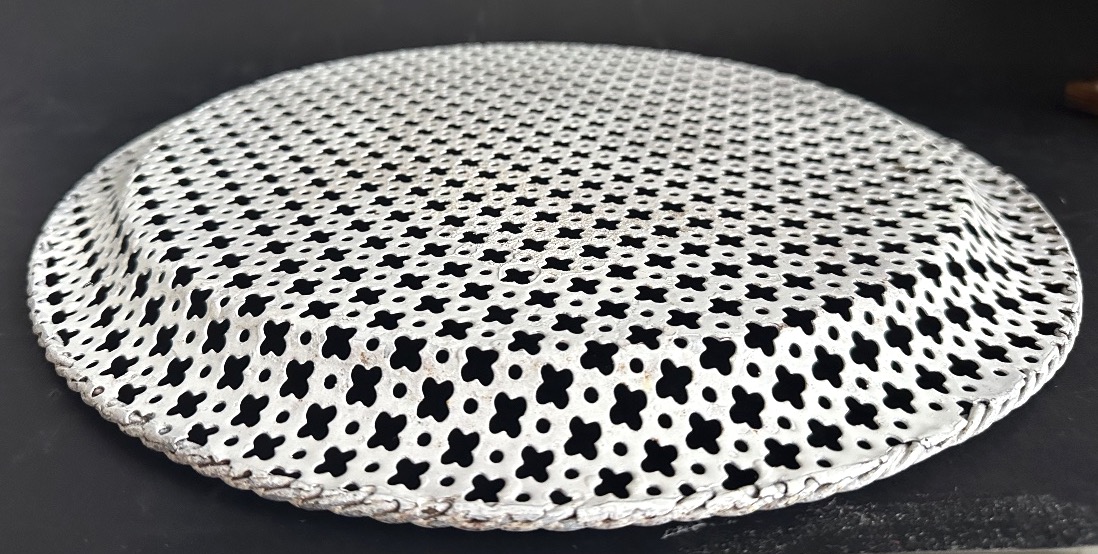 Mathieu Mategot Round Serving Tray, Circa 1950, Made Of White Perforated Sheet Metal-photo-1