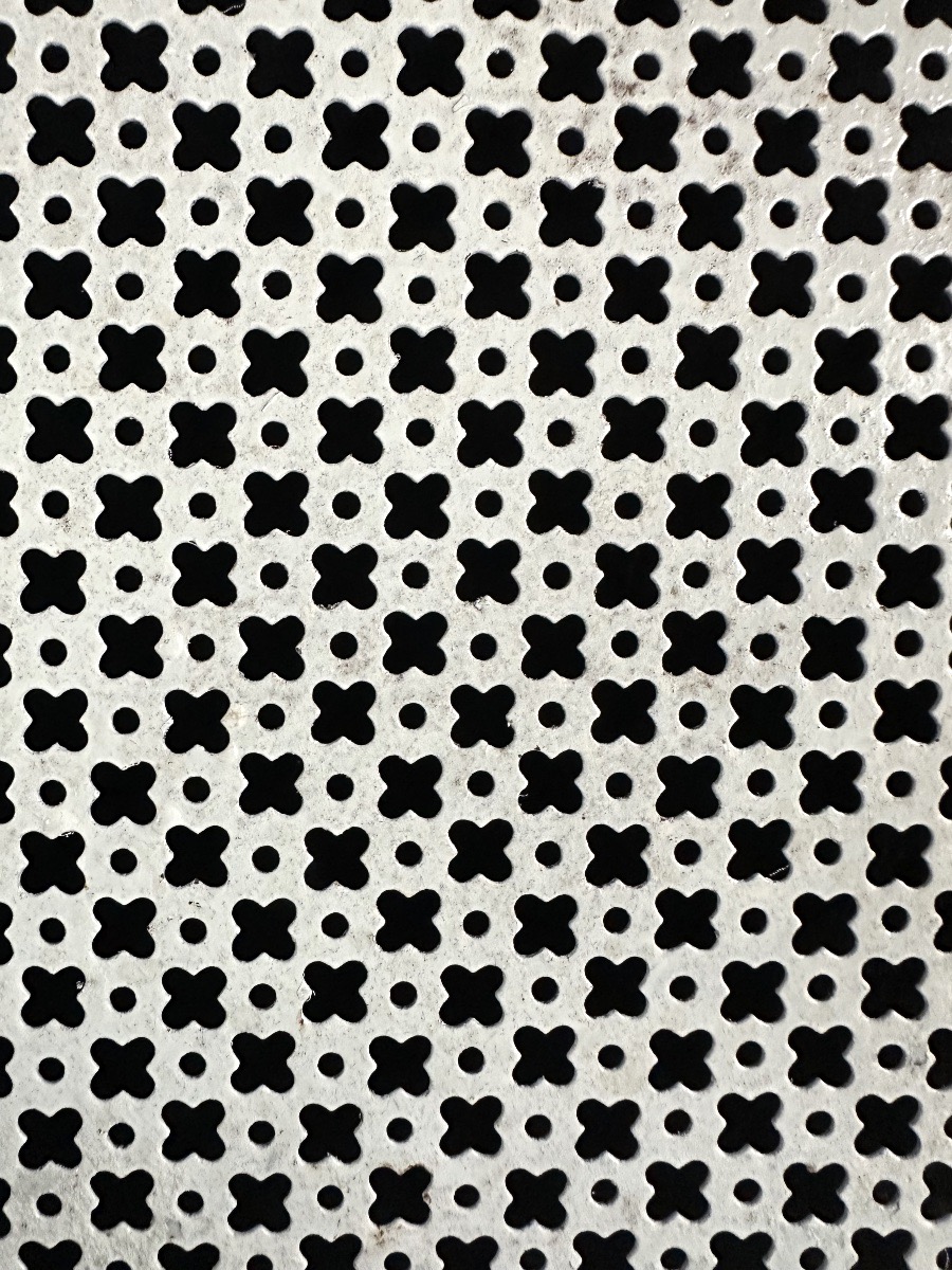 Mathieu Mategot Round Serving Tray, Circa 1950, Made Of White Perforated Sheet Metal-photo-2