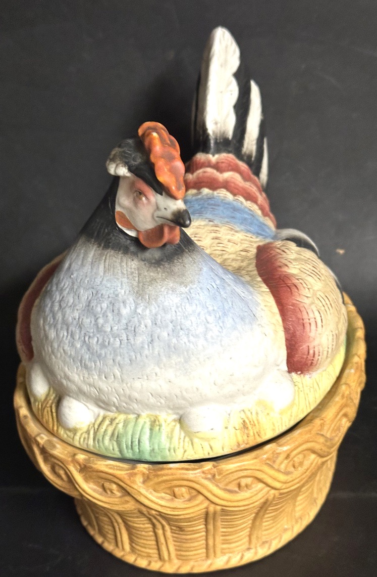 Grande boîte POULE en trompe-l’œil ceramique polychrome vide poche Staffordshire-photo-1