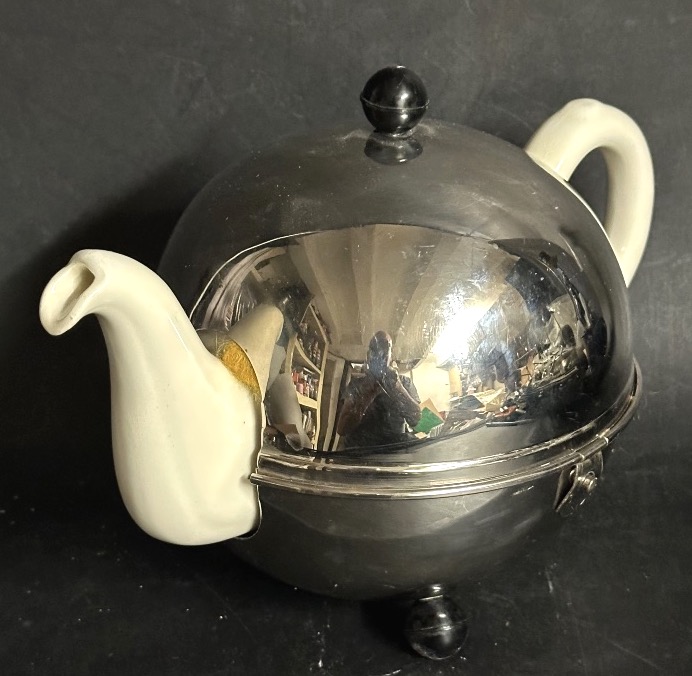 Vintage Art Deco 1940 Insulated Teapot In Very Good Condition-photo-4
