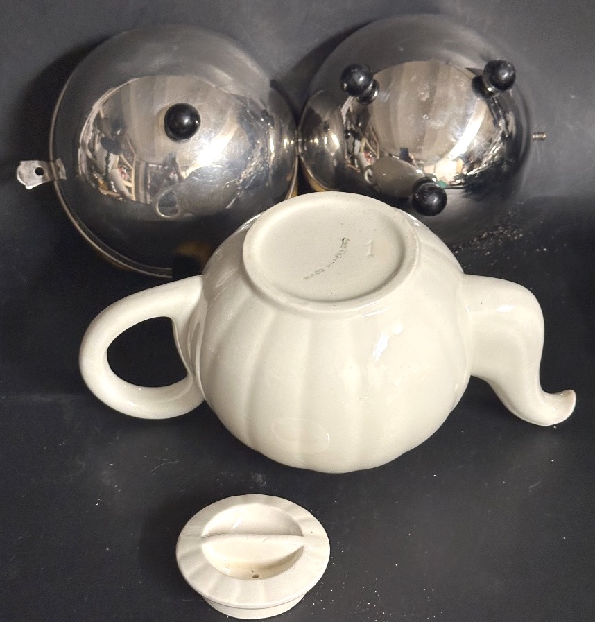 Vintage Art Deco 1940 Insulated Teapot In Very Good Condition-photo-5