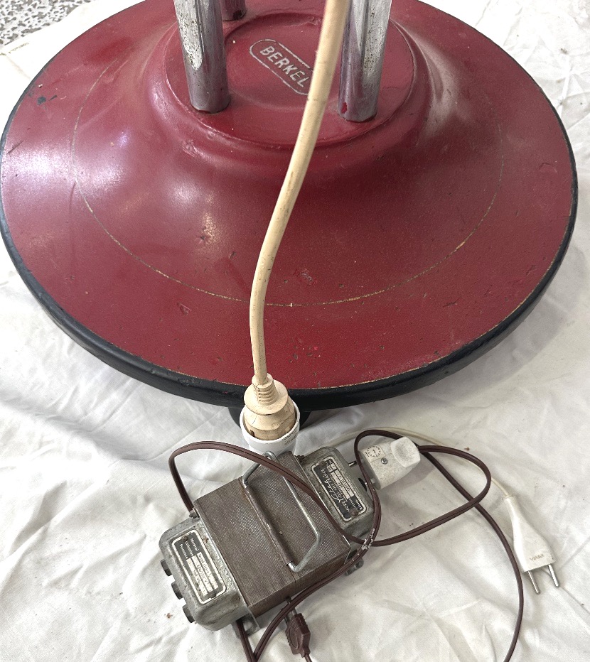 Red Berkel Ham Slicer With Stand, 1950, In Very Good Condition-photo-8
