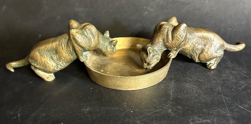 Louis Riché 1877–1949 Very Rare Bronze Sculpture *cats Drinking*, Cast By Patrouilleau, Signed “cat Sculpture” -photo-3