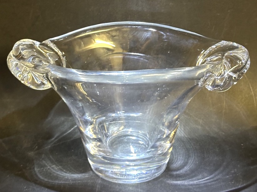 DAUM Nancy France vase à anses en cristal 1950 signé en très bon état
