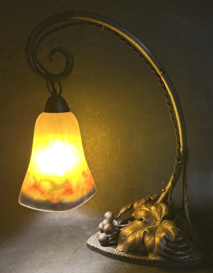 Lampe MULLER Frères vers 1910 en très bon état Art Nouveau.