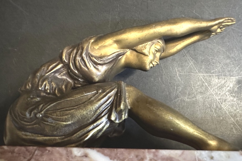 Pair Of Art Deco Bookends From The 1930s With A Golden Patina -photo-1