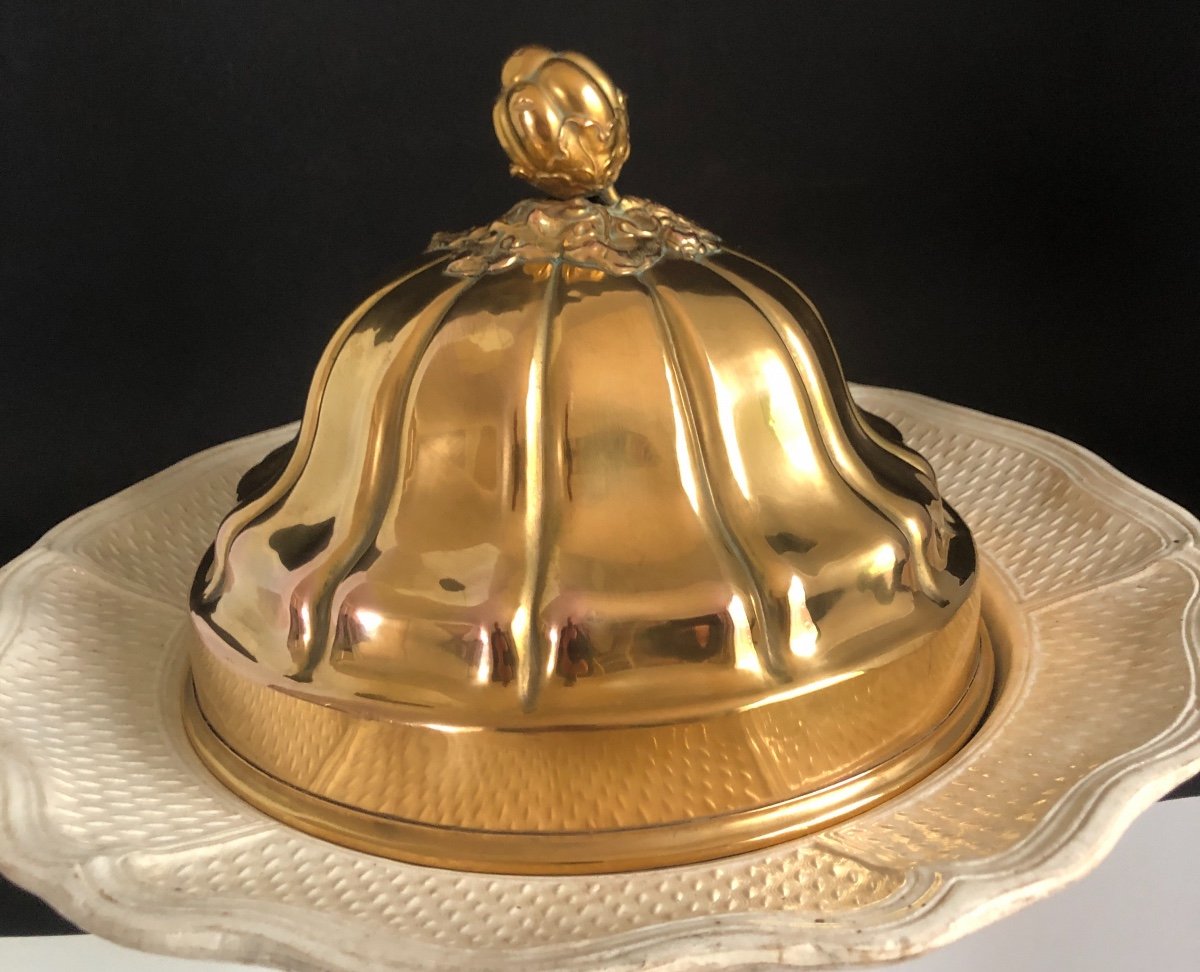 CLOCHE DE SERVICE  de style Regence en métal doré 