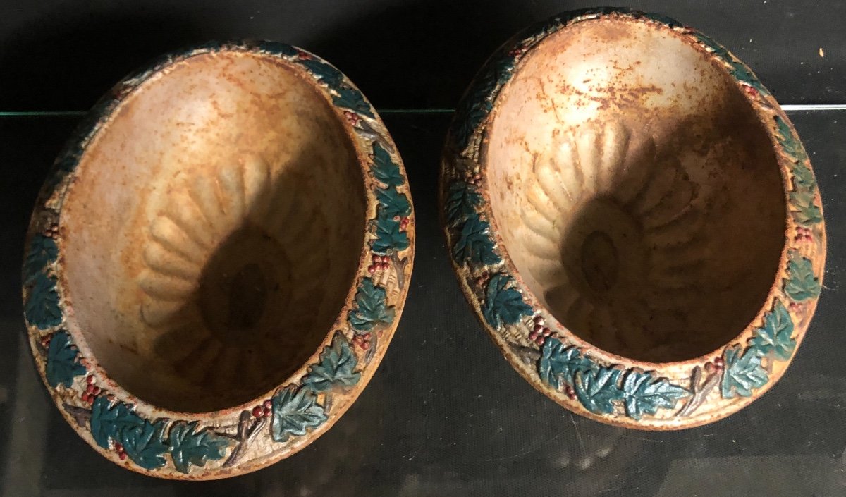 Pair Of Small And Charming 19th Century Cast Iron Basins Planter Vases-photo-4