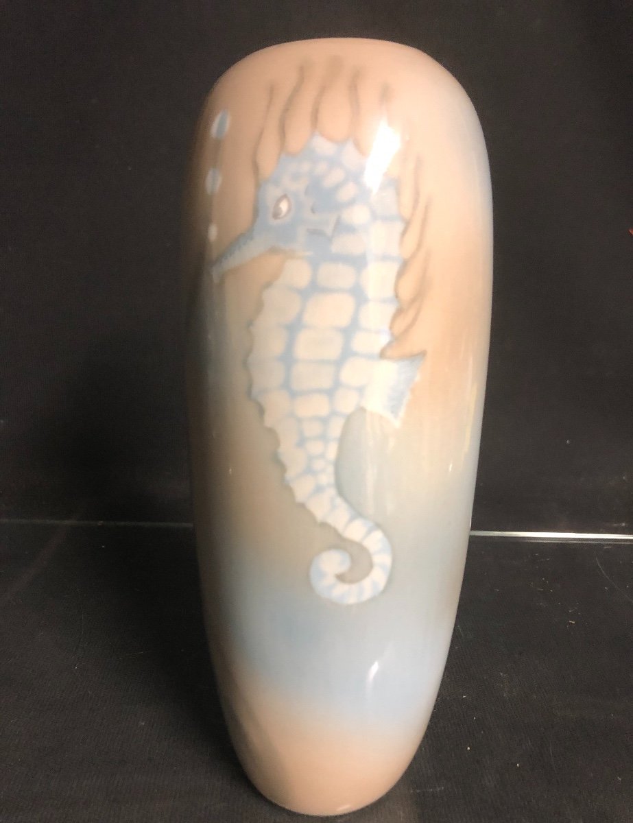 VASE HIPPOCAMPE 1900 en porcelaine dlg Royal Copenhague-photo-2