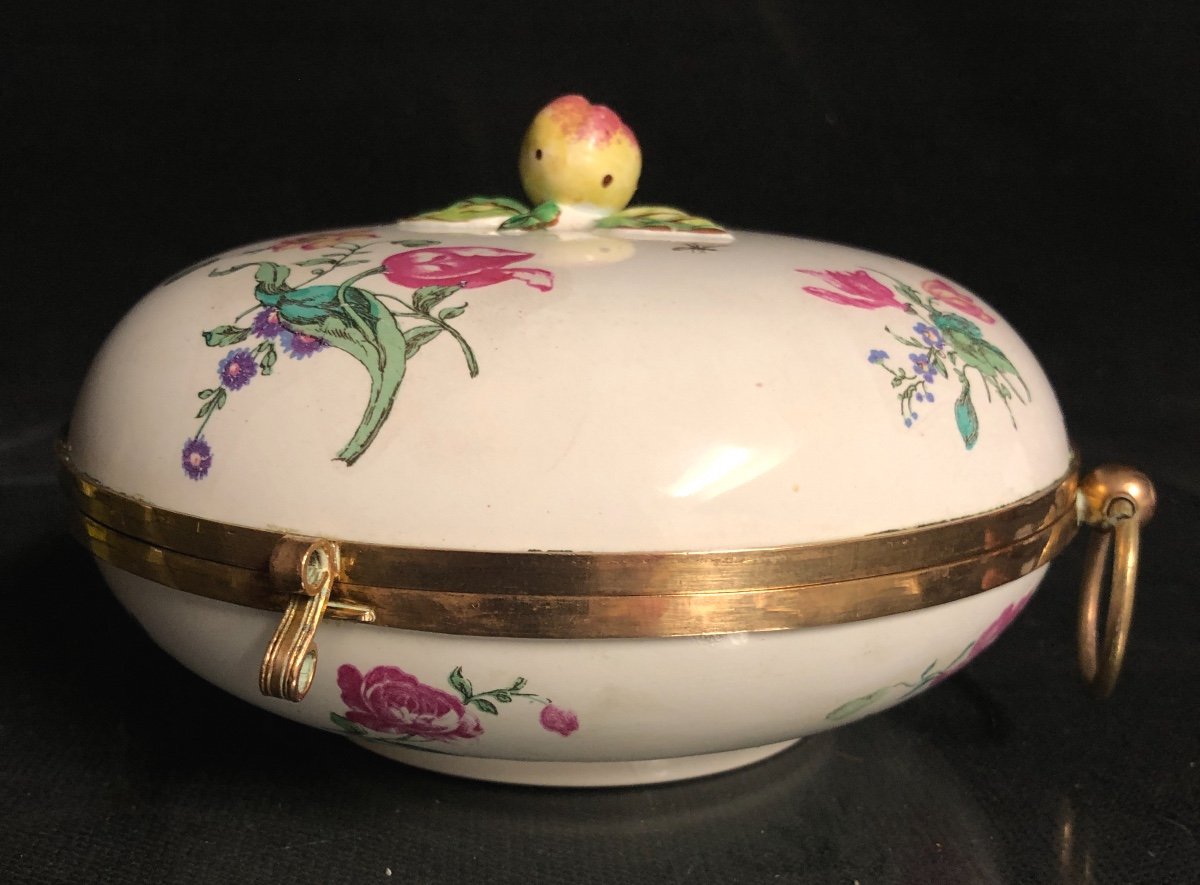 Gien XIXth Fine Earthenware Candy Box Mounted In Brass Signed And Very Good Condition