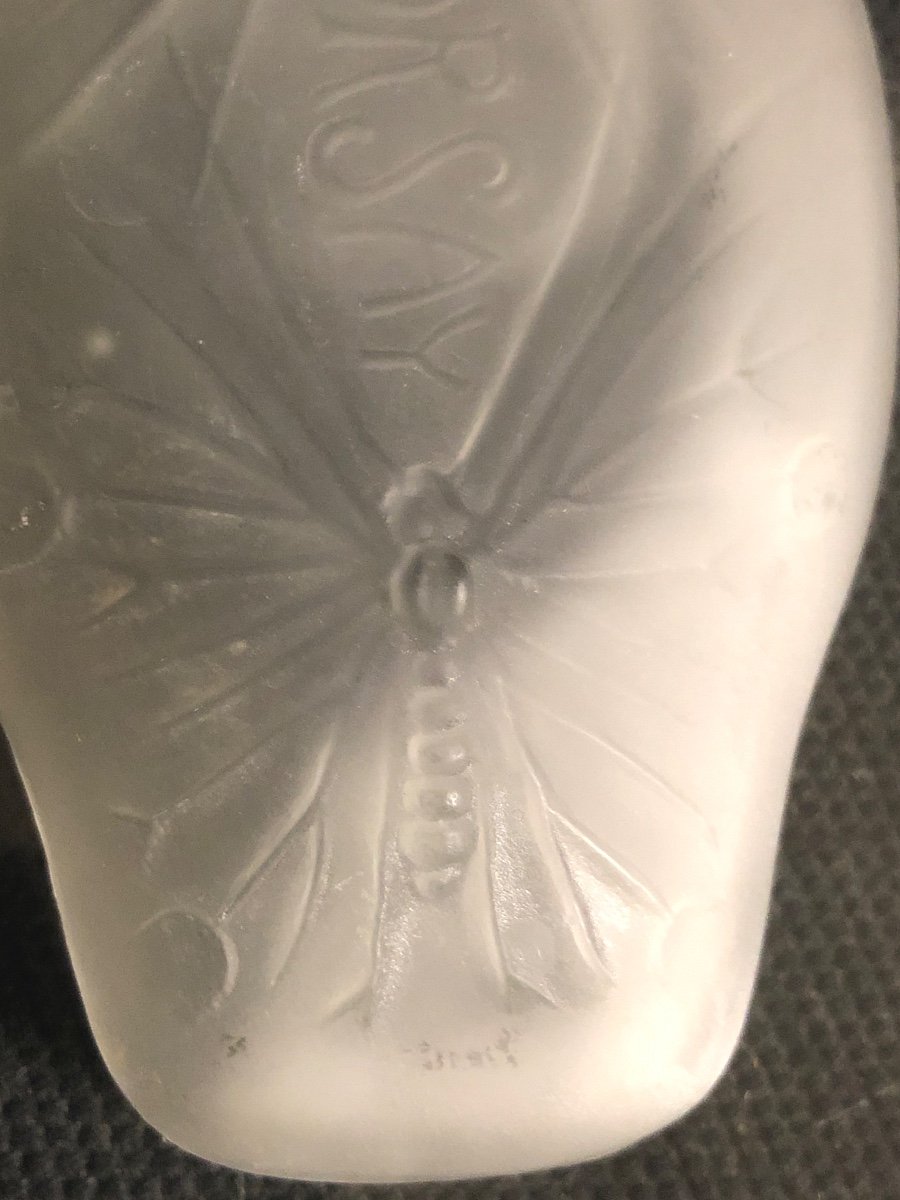 d'Orsay 2 Butterfly Box Lids Dlg Lalique Satin Glass Powder Perfume Bottle-photo-3