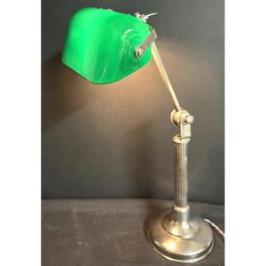 Ancienne lampe de Notaire PIROUETT en verre opalin vert et métal chromé vers 1910