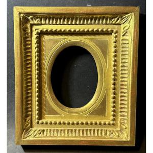 Antique Louis XVI Style Giltwood Frame, Early 20th Century In Very Good Condition