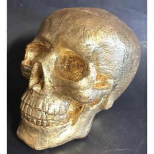 Ancien crâne vanité en pierre reconstituée doré à la feuille Mémento Mori curiosité
