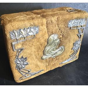 Art Nouveau 1900 Box Set With Silver-plated Metal And Brass Decorations