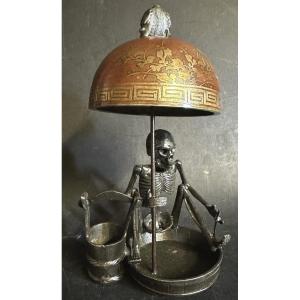 Ancien timbre de table Memento Mori signé Asie vers 1900