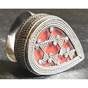 Vintage Ethnic Ring In Filigree Silver And Red Glass, 1930s, Kazakh Teardrop Shape
