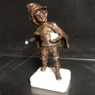 Rare Bronze And Marble Sculpture: Snowball Game Boules Player In Winter