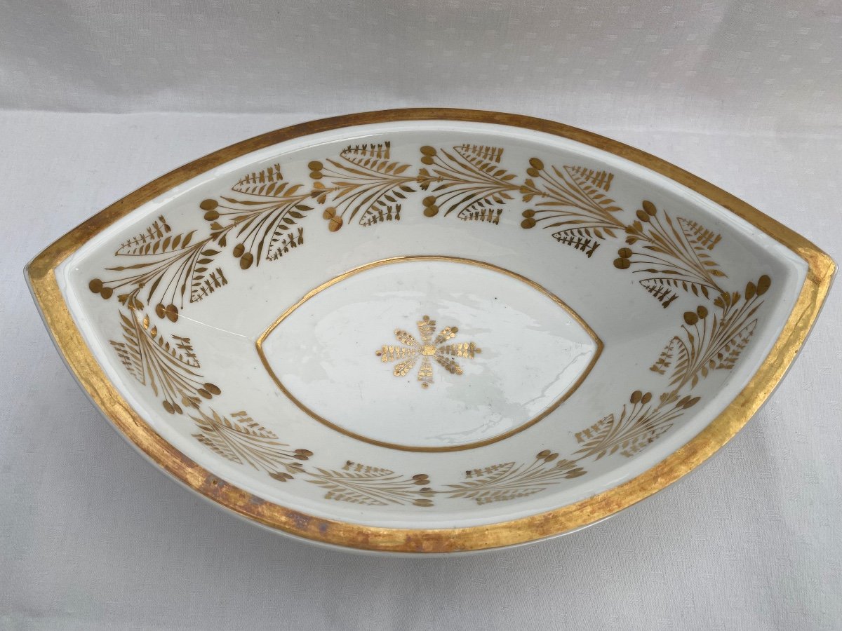 Ewer And Its Basin In Paris Porcelain, White And Gold, From The Empire / Restoration Period.-photo-3