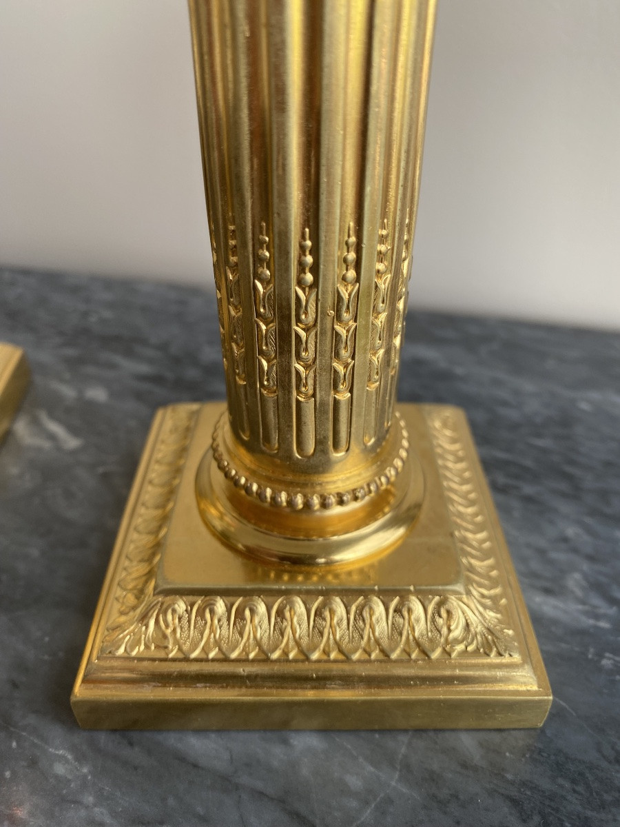 Paire de petits bougeoirs en bronze doré de style Louis XVI , estampillés « Cailar Bayard » XIX-photo-2