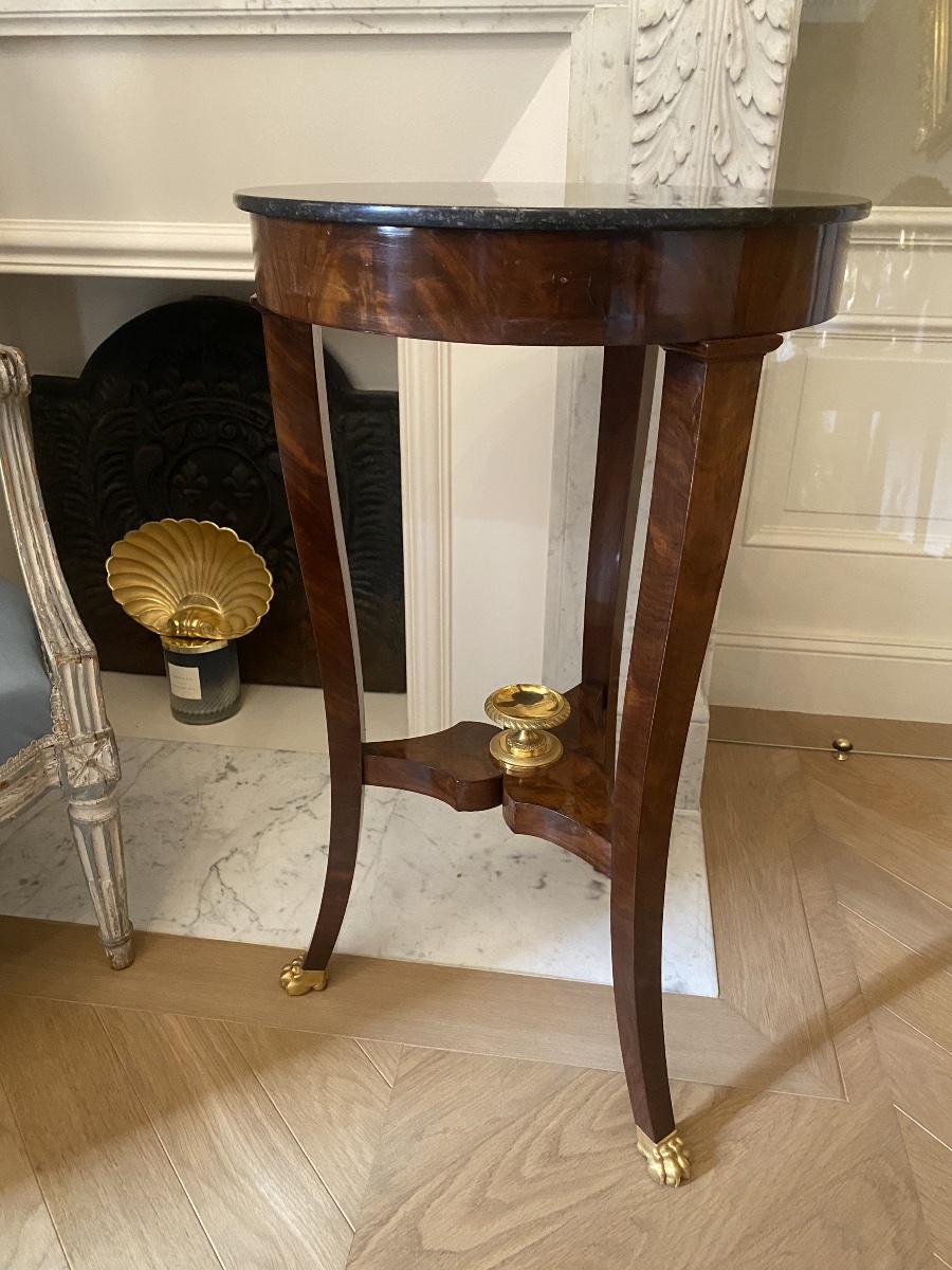 Beau guéridon en acajou et placage d’acajou, bronze doré , directoire, début XIXeme.-photo-2