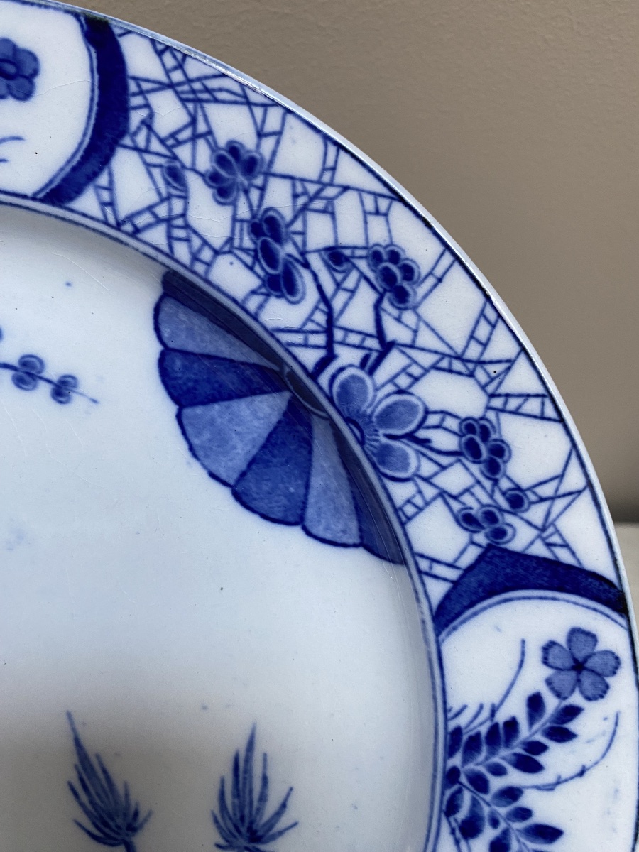 Huit assiettes en faïence de Creil et Montereau « service Japon », 1876, XIXème siècle.-photo-3
