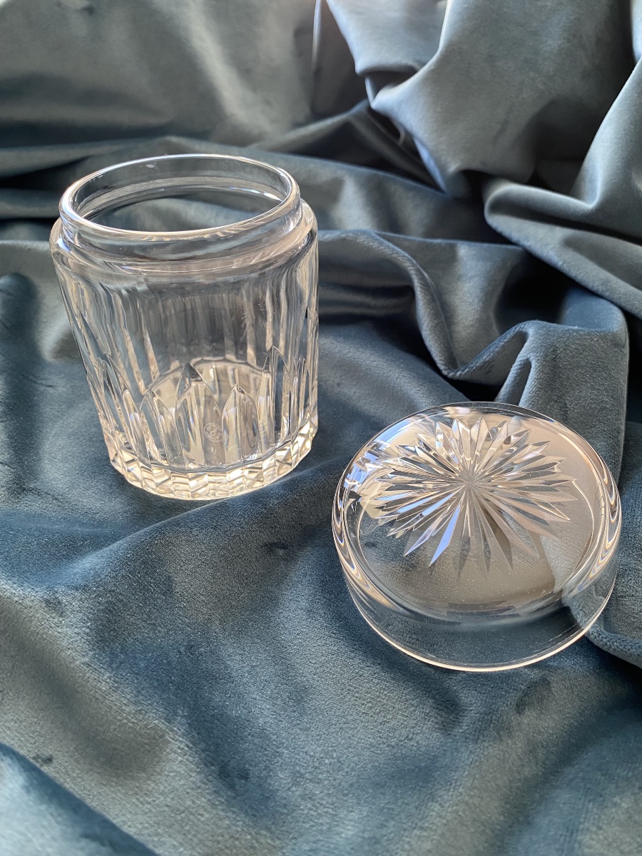 Baccarat: Cut Crystal Box / Tea Caddy, 20th Century.-photo-4