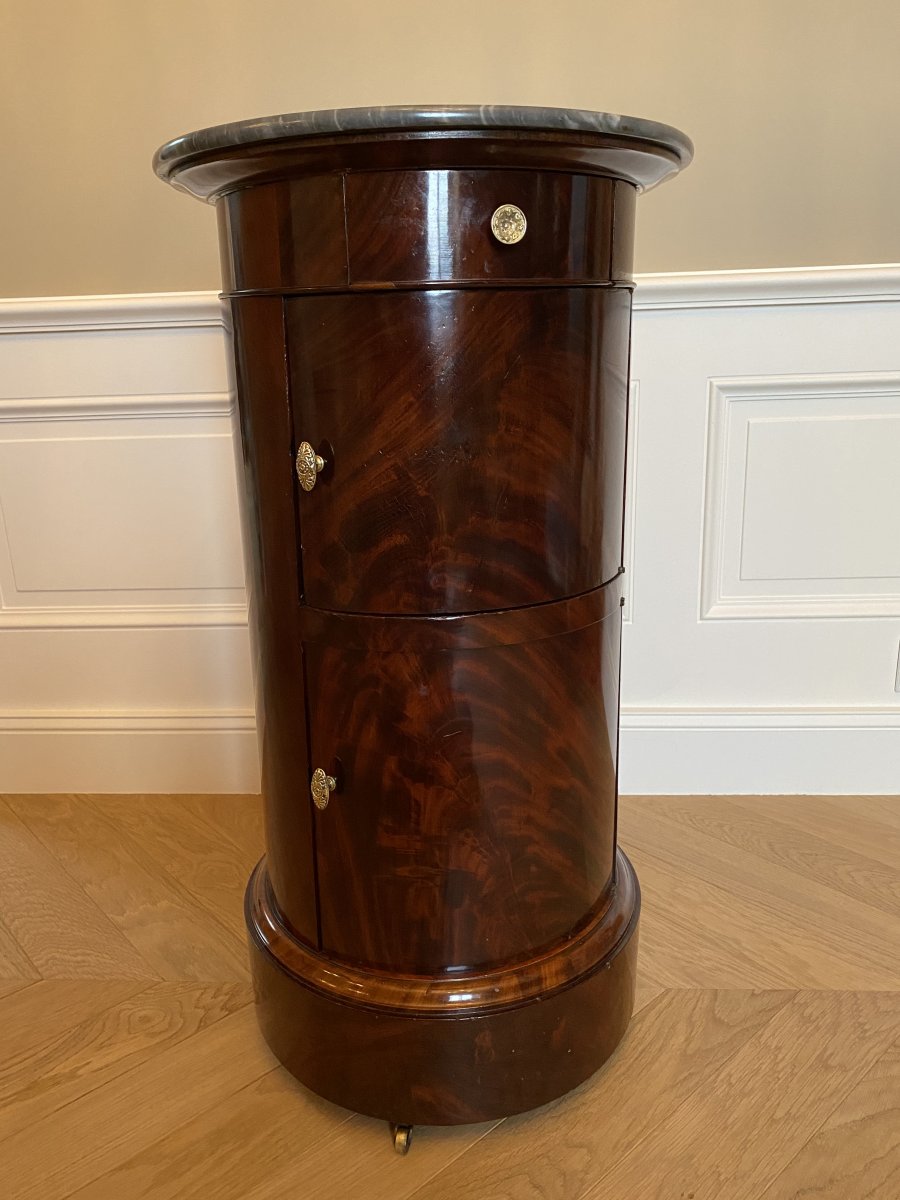 Somno, Table De Chevet En Acajou D’époque Empire 