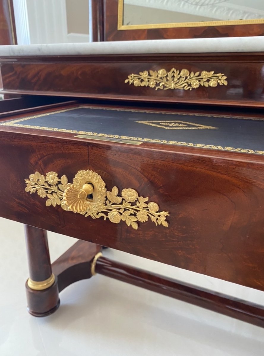 Élégante Coiffeuse En Acajou Flammé D’époque Empire Modèle Grand Luxe Attr à « Jacob Frères »-photo-4