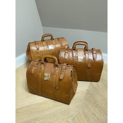 Ensemble De Trois Valises Gigogne En Cuir Fauve 