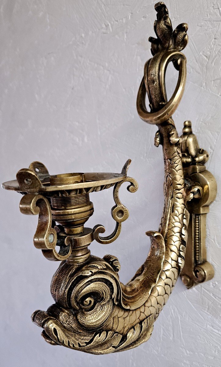 Paire d'Appliques En Bronze Aux Dauphins Et Fleurs De Lys 19ème -photo-6