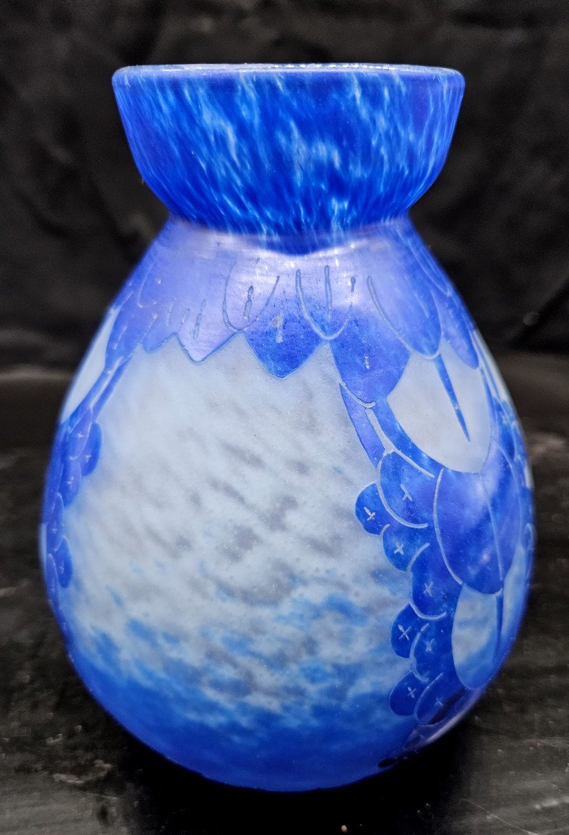 Charder : Vase Modèle Myrtilles Bleu Et Blanc Moucheté -photo-3