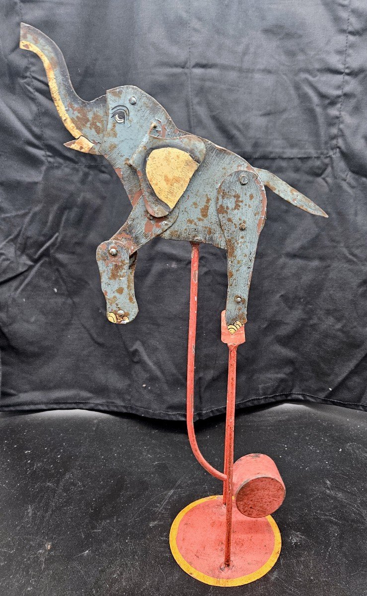 Jouet Ancien : éléphant Articulé Et Mobile En Tôle Peinte