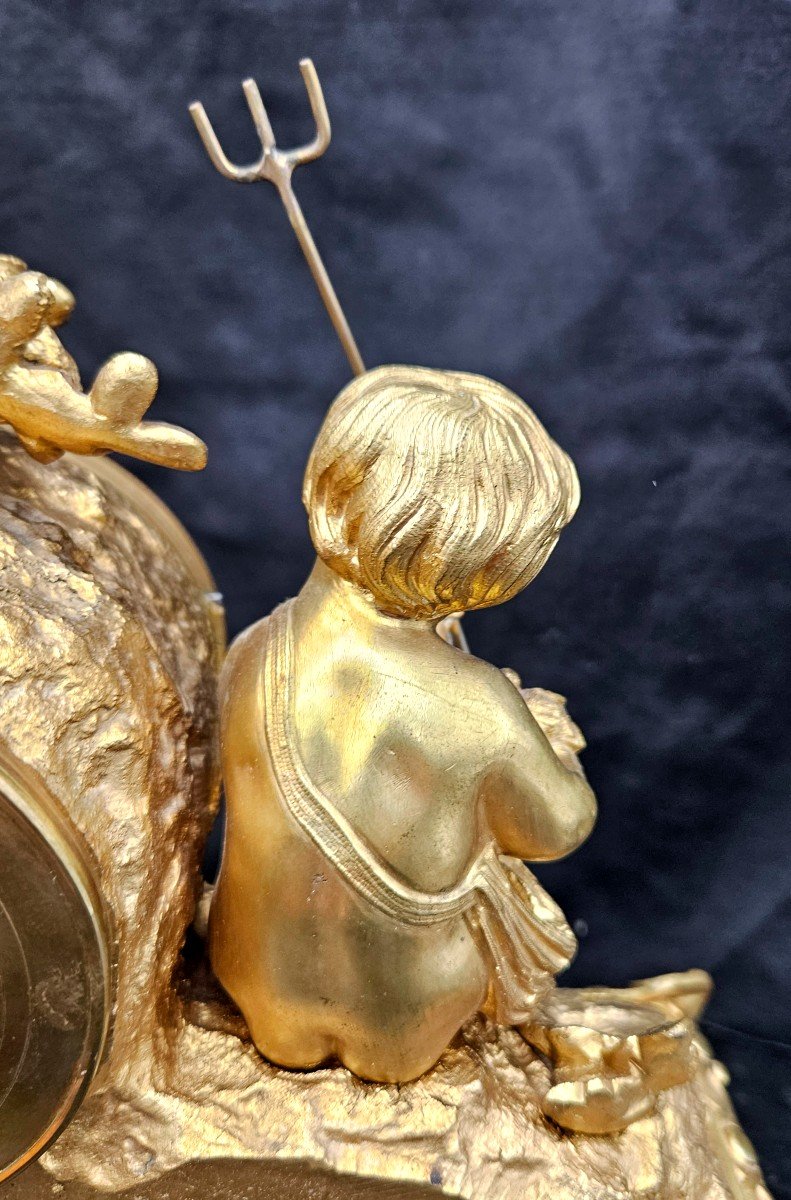 Charmante Pendule En Bronze Doré Aux Amours / La Moisson-photo-5