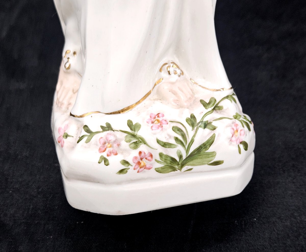 Notre Dame de Lourdes Vierge en porcelaine avec auréole dorée -photo-1