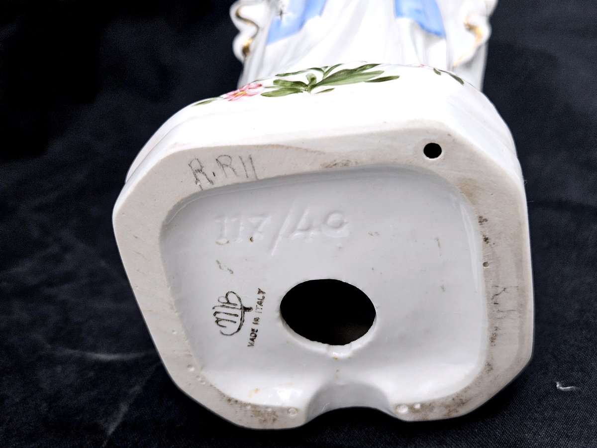 Notre Dame de Lourdes Vierge en porcelaine avec auréole dorée -photo-3