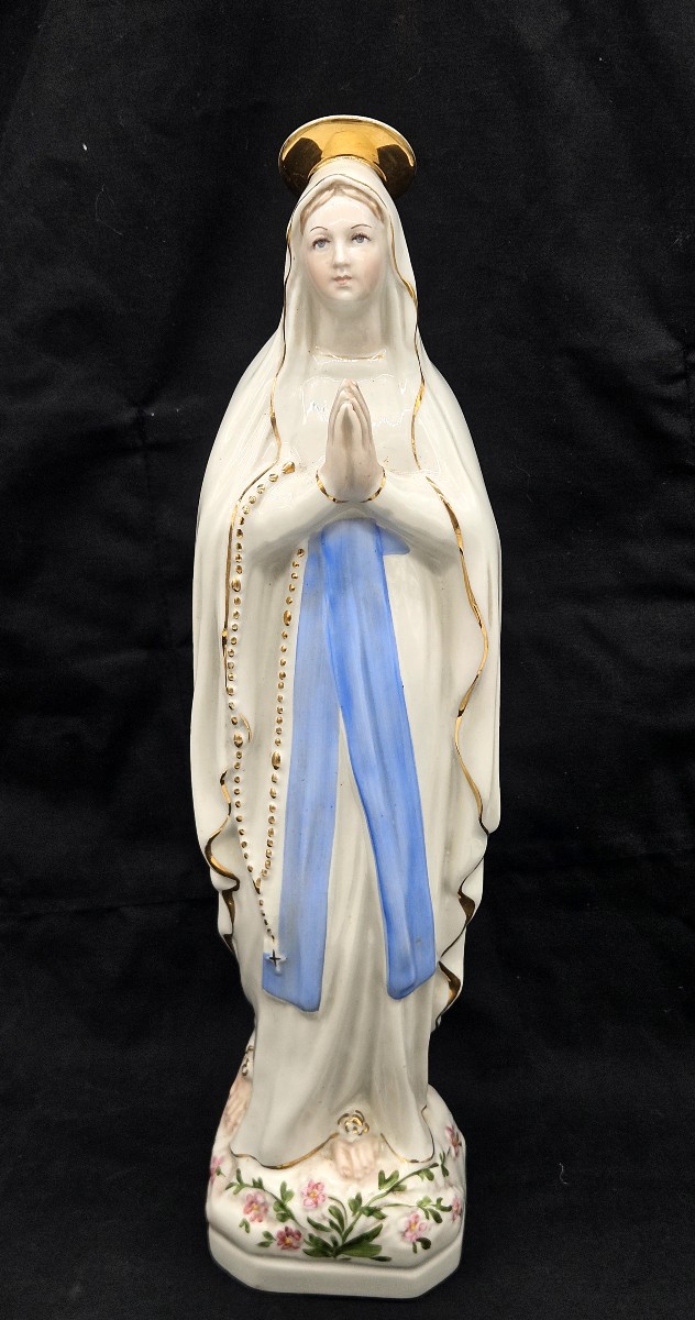 Notre Dame de Lourdes Vierge en porcelaine avec auréole dorée 